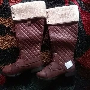 Women's boots